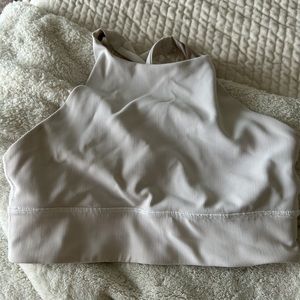 lulu lemon sports bra